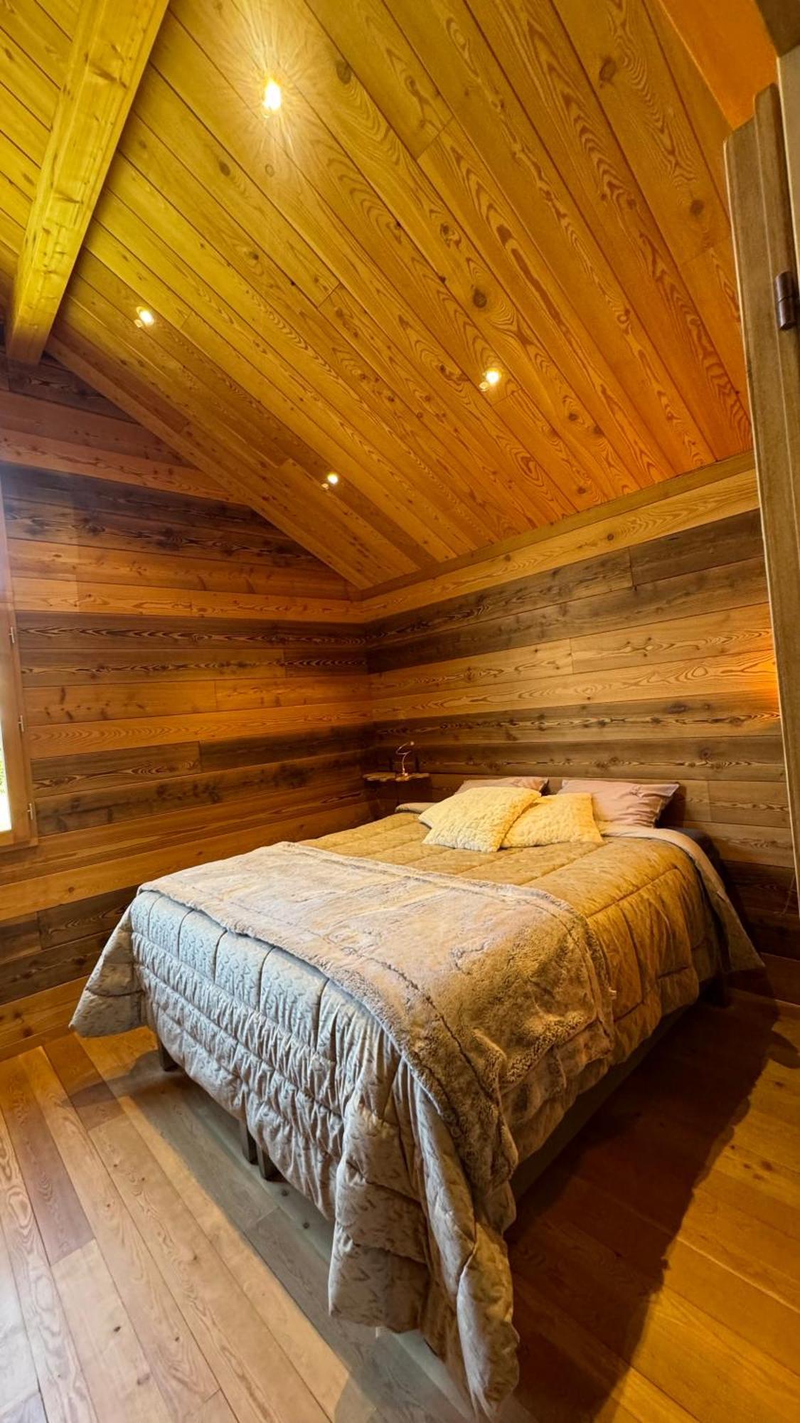 Un Brin Cosy Nevache Luaran gambar