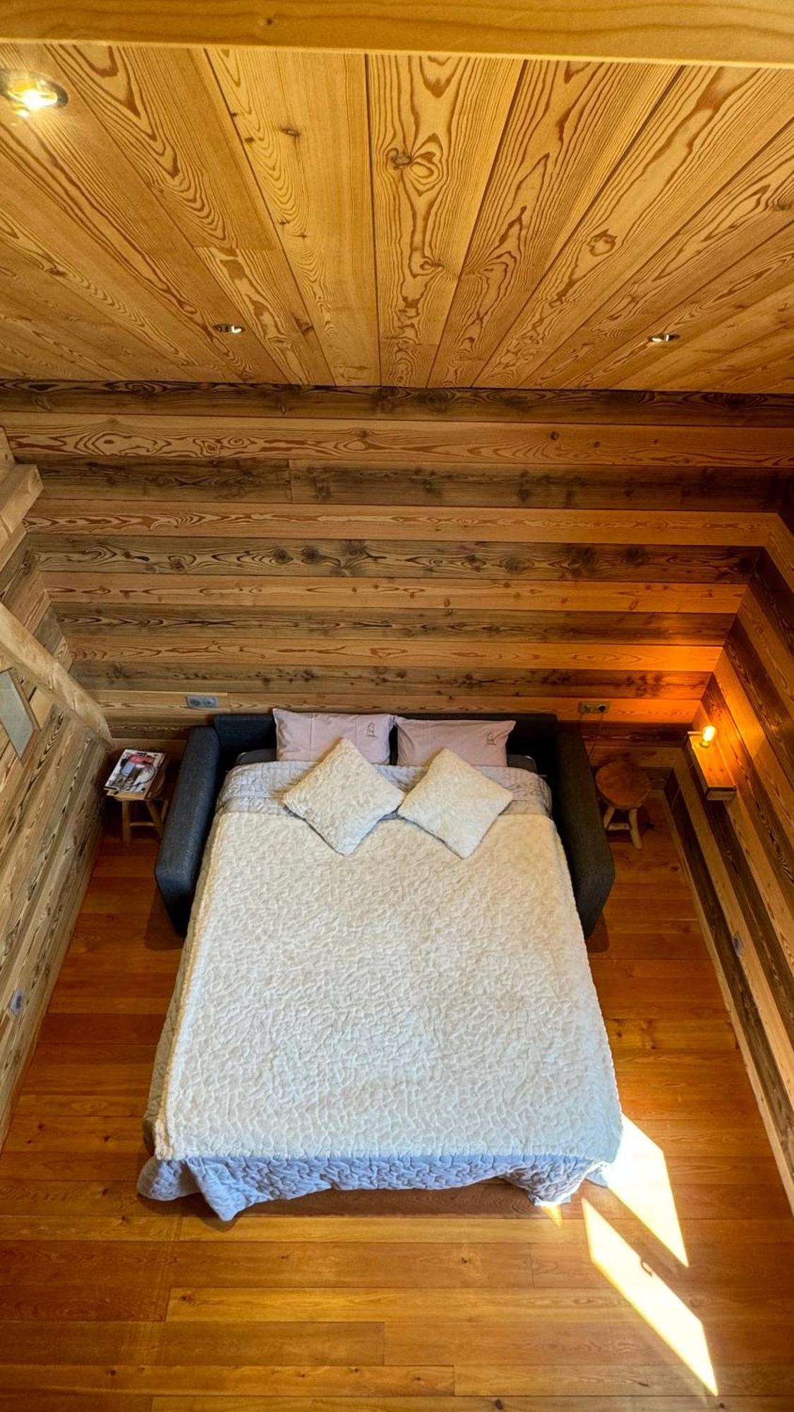Un Brin Cosy Nevache Luaran gambar