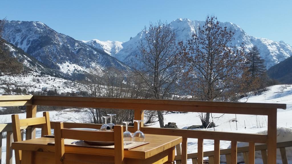 Un Brin Cosy Nevache Luaran gambar